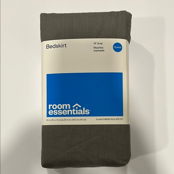 Room Essentials Gray Bedskirt - Picture 1 of 3